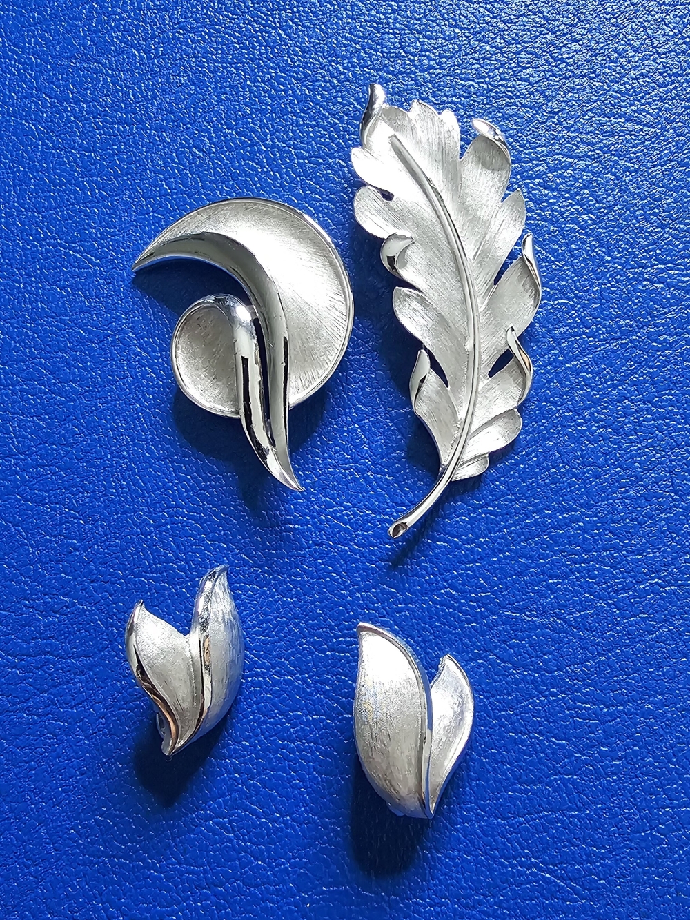 Vintage Crown Trifari Silver-Tone Brooch & Earring Set Signed